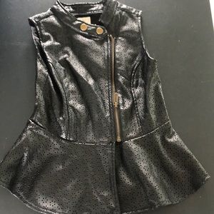 Super cute Ella moss vest
